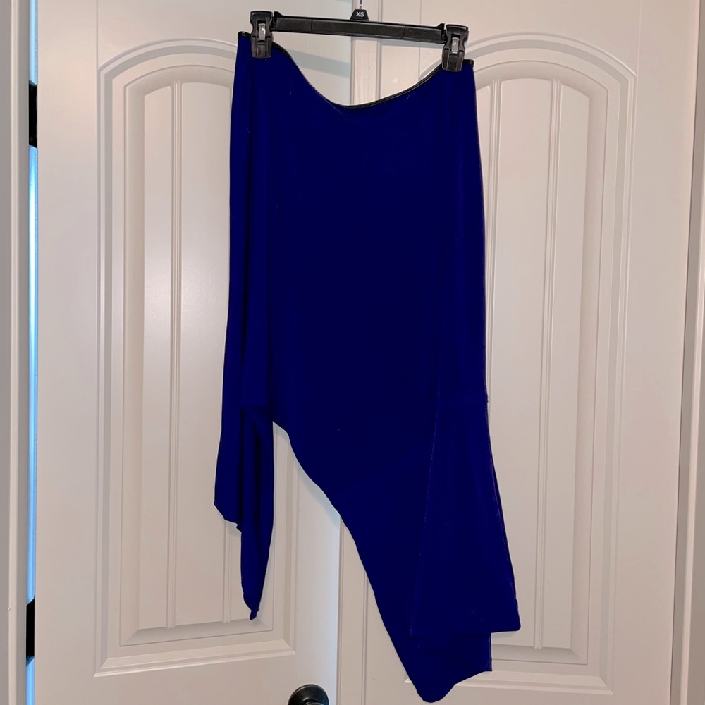 MODA International off the shoulder spandex style top